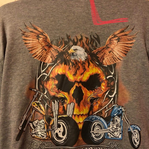 Shirts - Picture 4 of 8